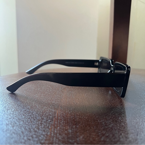 AJ Morgan ASOS black rectangular rhinestone frame diva sunglasses - Picture 9 of 11